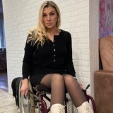 БЛОГЕРКА В ИНВАЛИДНОМ КРЕСЛЕ