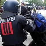 Wenn die Polizei von sich aus Gewalt anwendet und Menschen verletzt, sind der Rechtsstaat samt Demokratie am Ende!