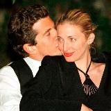 Carolyn-Bessette Kennedy