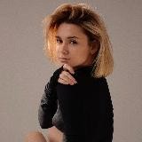Алиса Раздаёт