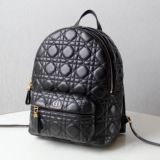 Nika_Luxbag