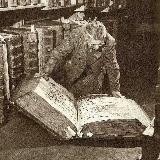 📚