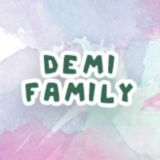 Demi_Family