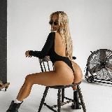 Elegant Milfs | Exclusive